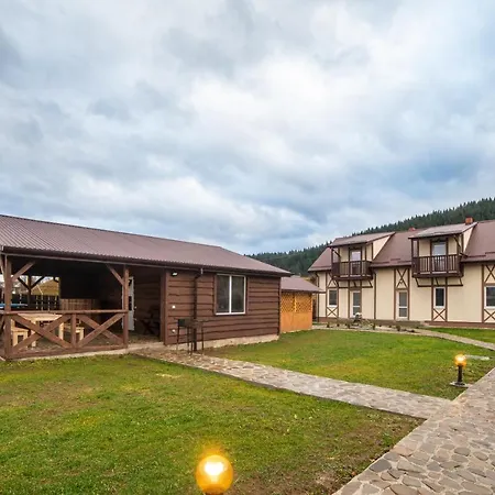 під горбком Дом отдыха Korchin