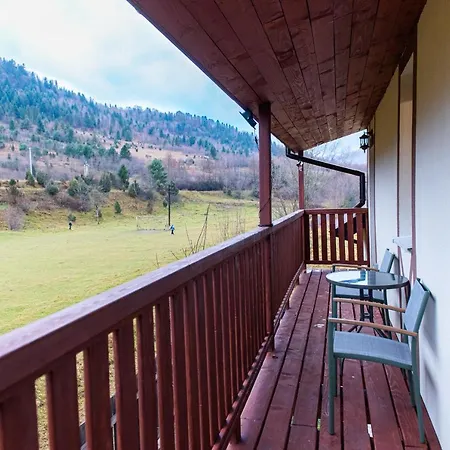 під горбком Дом отдыха