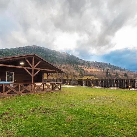 під горбком Дом отдыха Korchin