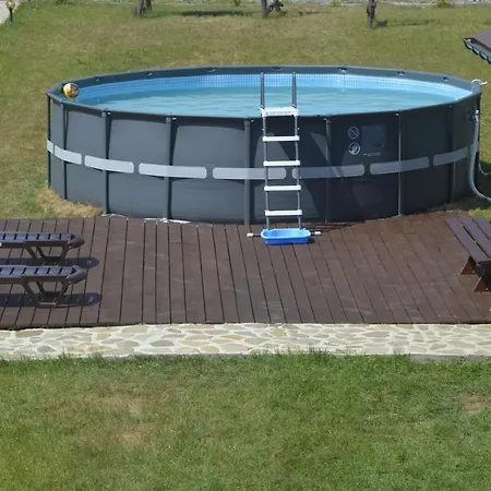 під горбком Korchin